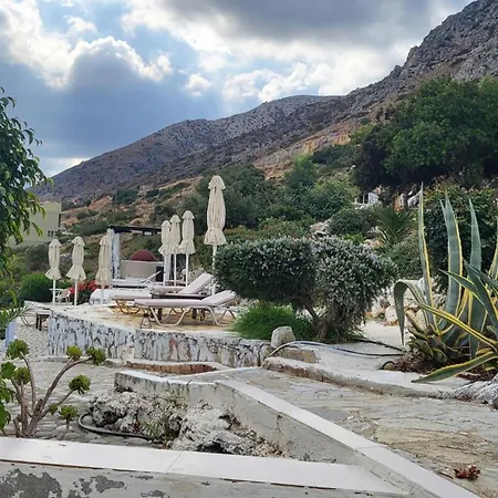 아파트 Hermes Korifi Private