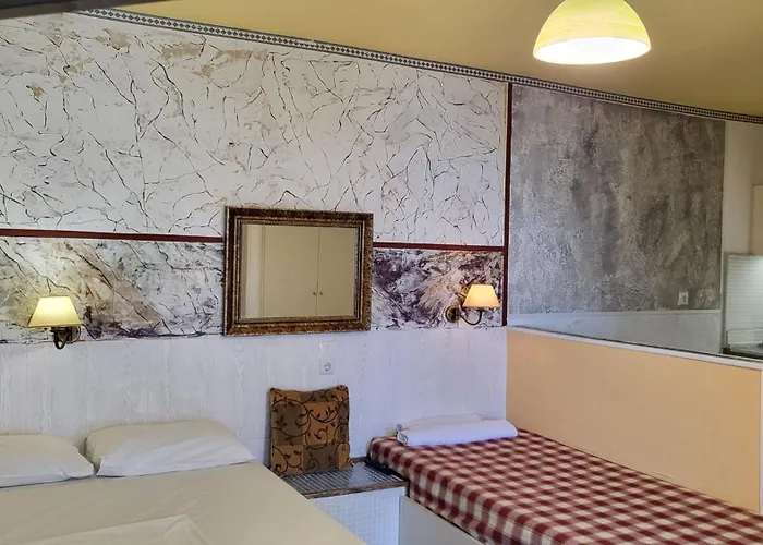 Hermes Korifi Private Apartman *